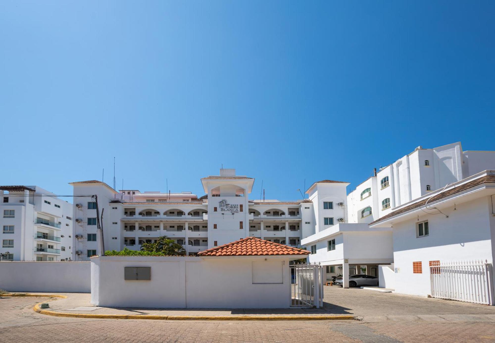 Torreblanca Beach Hotel And Suites Guayabitos - Desayuno Y Comida Incluido Rincón de Guayabitos Exteriér fotografie
